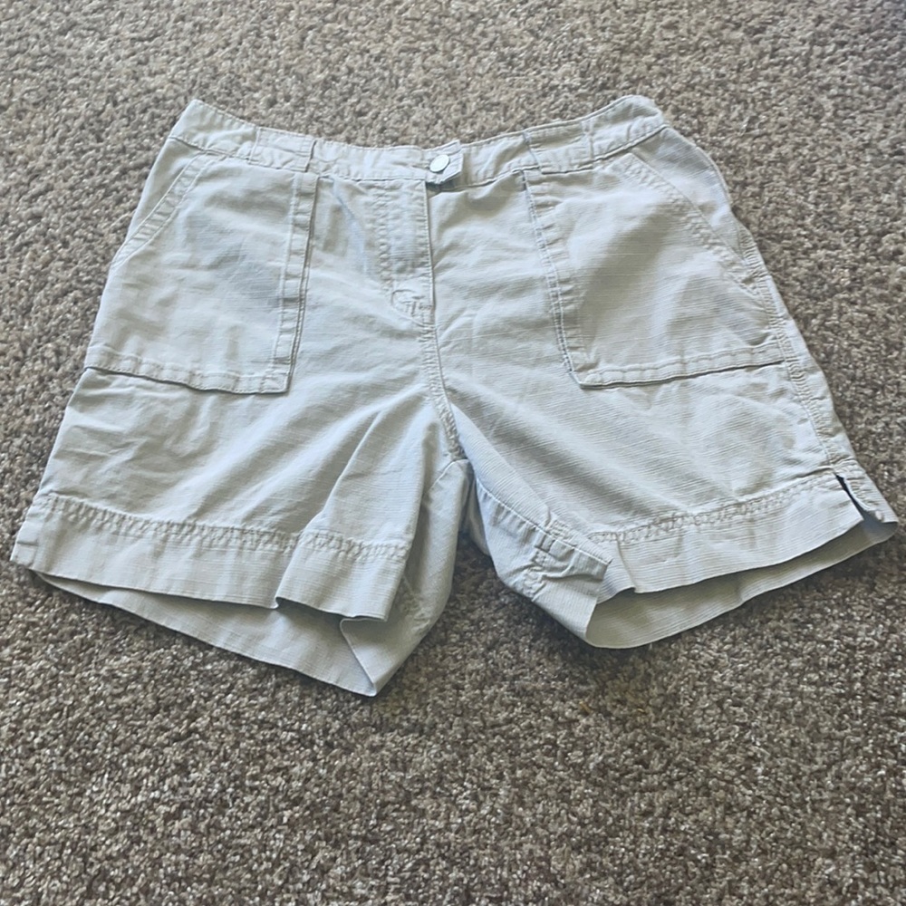 Woolrich Women’s Khaki Shorts